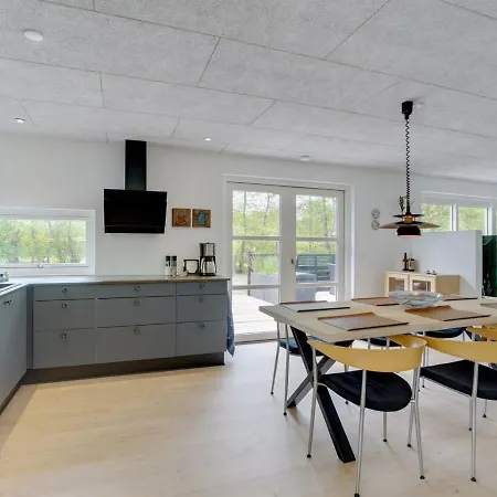 Holiday Thies - 1-5km From The Sea In Western Jutland By Interhome *