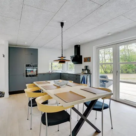 Holiday Thies - 1-5km From The Sea In Western Jutland By Interhome * Fanø